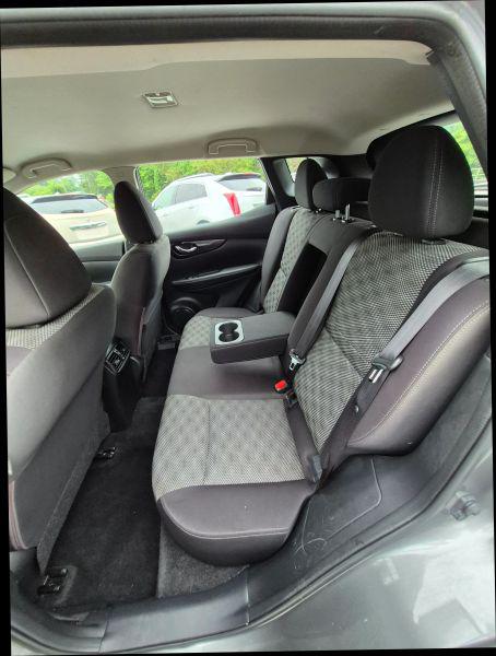 2017 Nissan Rogue Sport SV