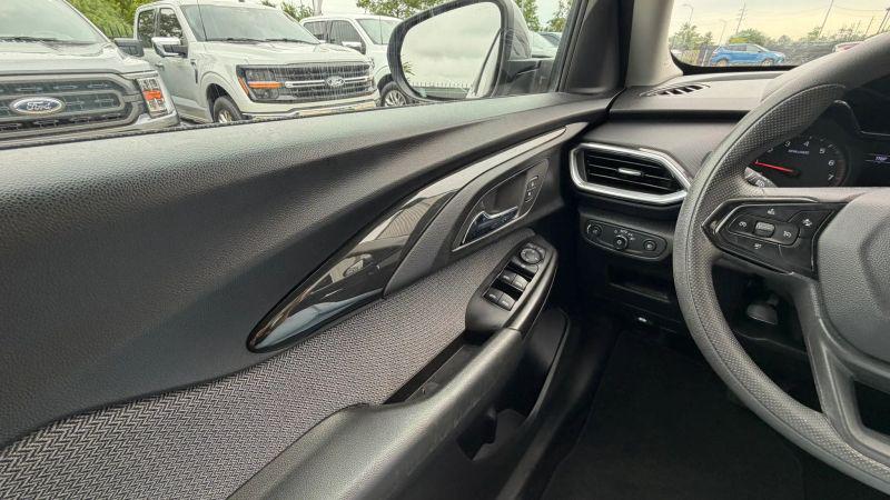 2023 Chevrolet TrailBlazer FWD LT