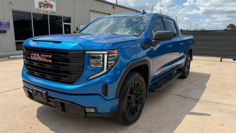 2023 GMC Sierra 1500 4WD Crew Cab Short Box Elevation with 3SB