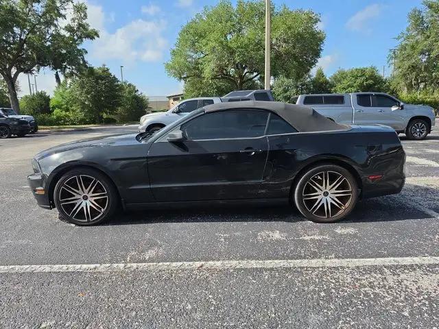 2014 Ford Mustang V6