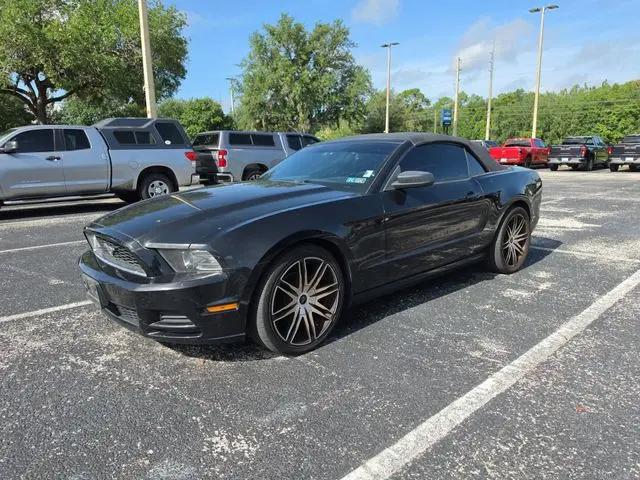 2014 Ford Mustang V6