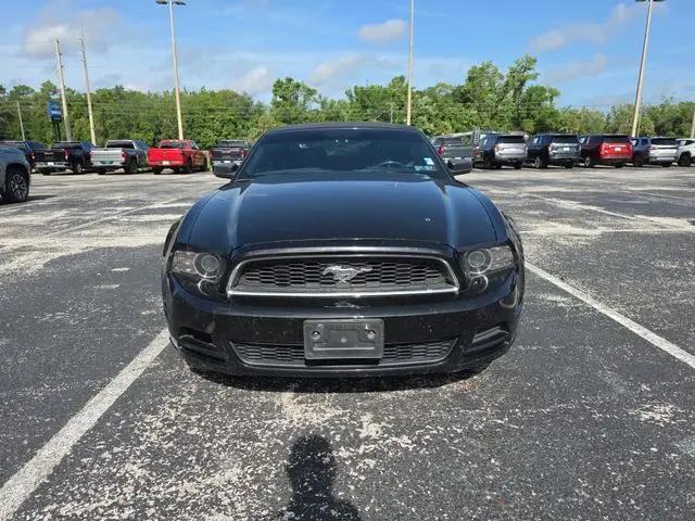 2014 Ford Mustang V6