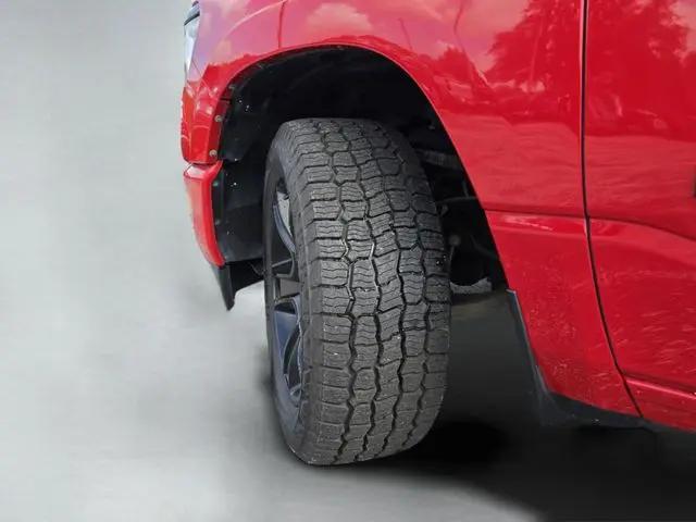 2021 Ram 1500 Lone Star Crew Cab 4x4 5'7" Box