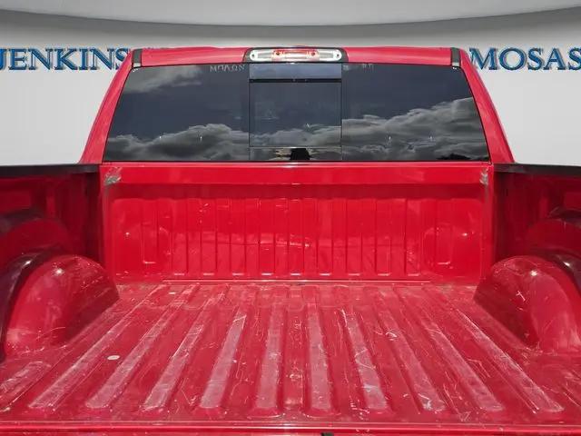 2021 Ram 1500 Lone Star Crew Cab 4x4 5'7" Box