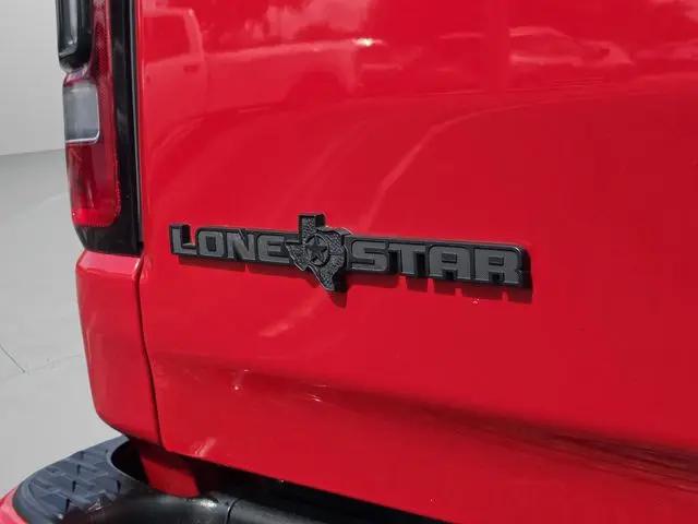 2021 Ram 1500 Lone Star Crew Cab 4x4 5'7" Box