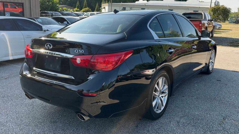 2015 INFINITI Q50 Premium