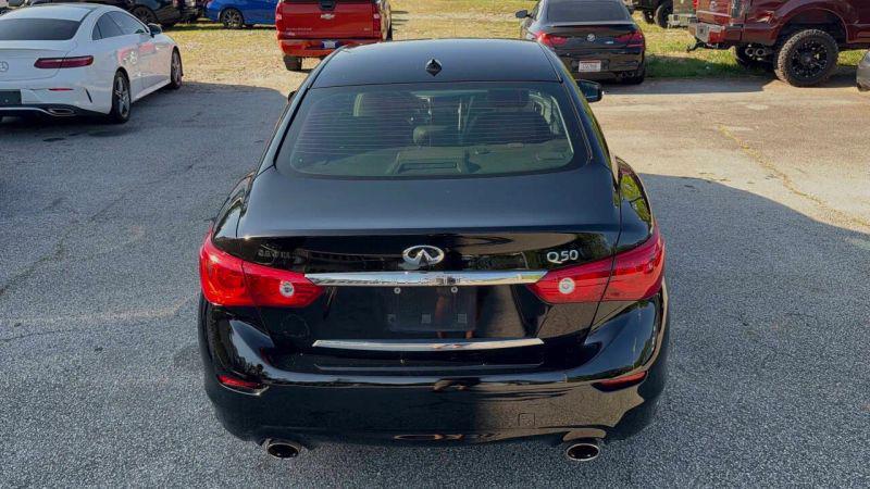 2015 INFINITI Q50 Premium