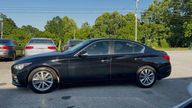 2015 INFINITI Q50 Premium