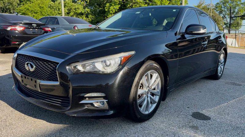2015 INFINITI Q50 Premium