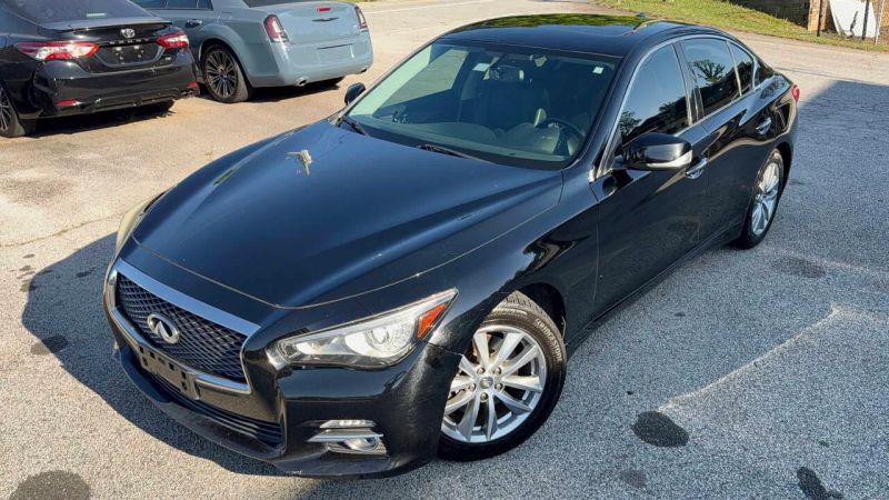 2015 INFINITI Q50 Premium