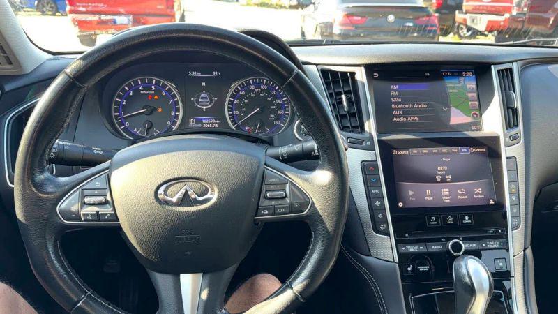 2015 INFINITI Q50 Premium