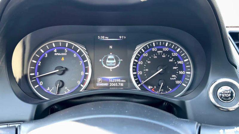 2015 INFINITI Q50 Premium