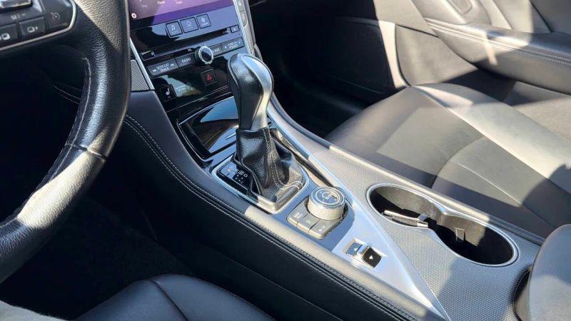2015 INFINITI Q50 Premium