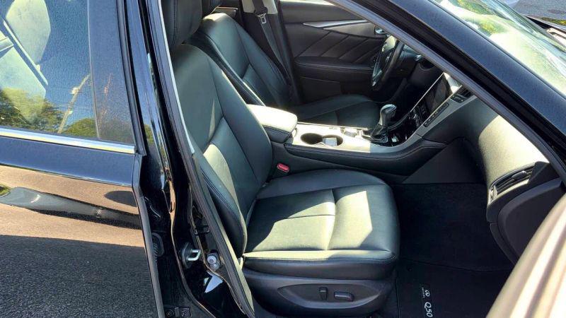 2015 INFINITI Q50 Premium
