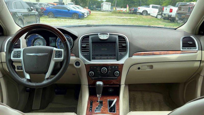 2011 Chrysler 300 300C