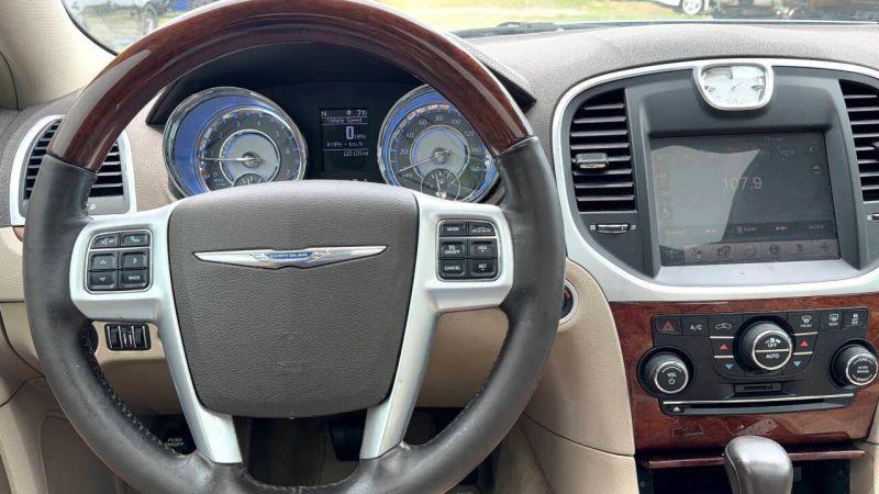 2011 Chrysler 300 300C
