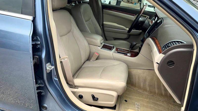 2011 Chrysler 300 300C