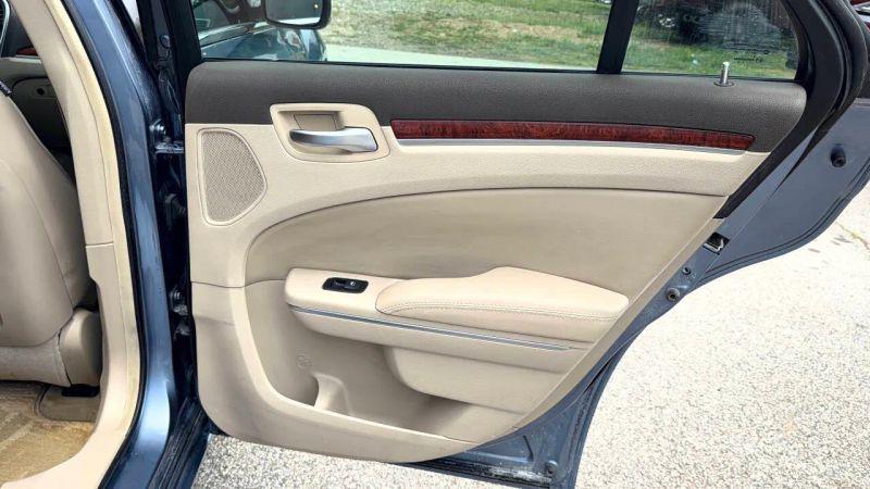 2011 Chrysler 300 300C