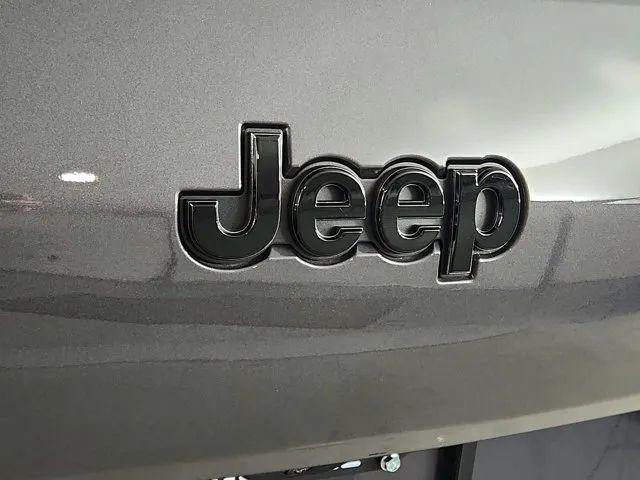 2026 Jeep Grand Cherokee L Altitude 4x4