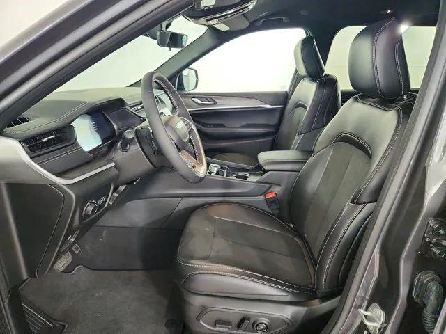 2026 Jeep Grand Cherokee L Altitude 4x4