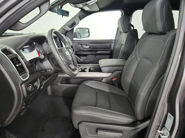 2026 Ram 1500 Express Crew Cab 4x4 5'7" Box
