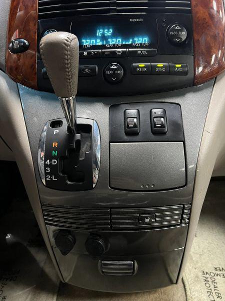 2006 Toyota Sienna XLE
