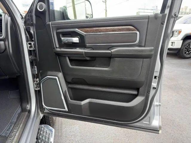 2020 Jeep Ram 2500 Laramie Crew Cab 4x4 6'4" Box