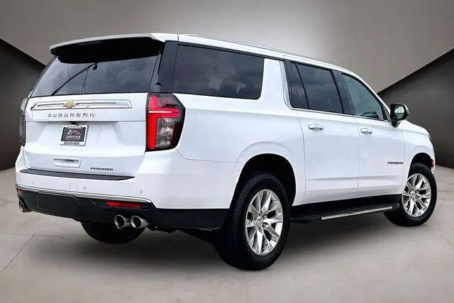 2023 Chevrolet Suburban 4WD Premier