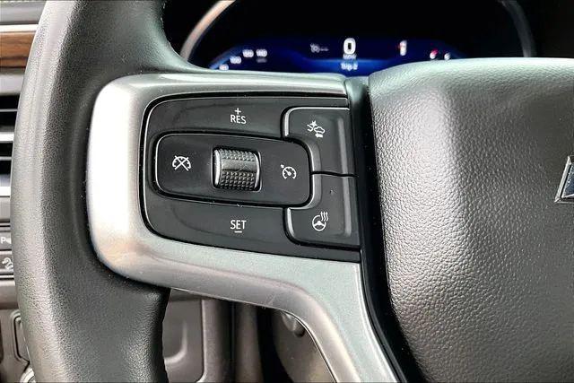 2023 Chevrolet Suburban 4WD Premier