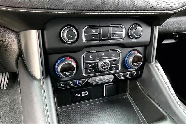 2023 Chevrolet Suburban 4WD Premier