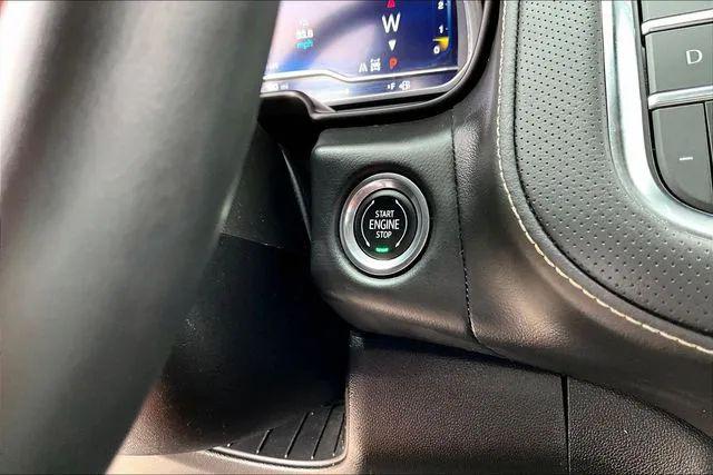 2023 Chevrolet Suburban 4WD Premier