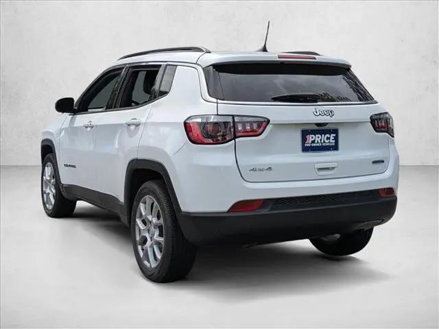 2023 Jeep Compass Latitude Lux FWD