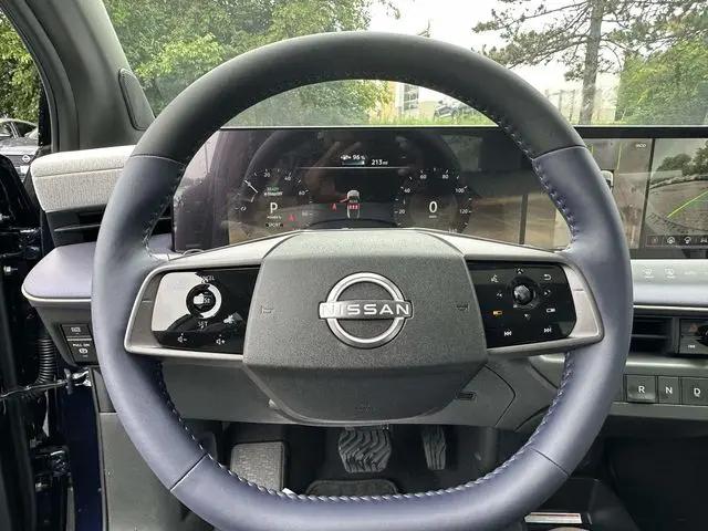 2026 Nissan LEAF PLATINUM+