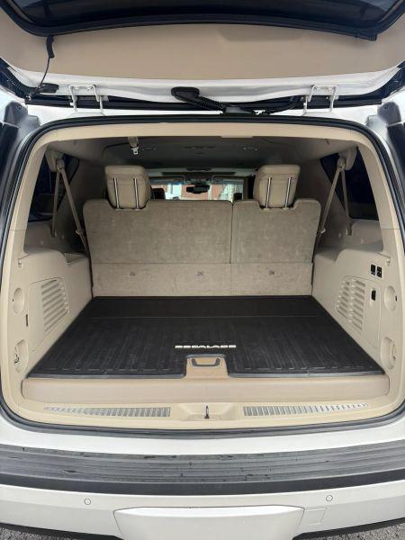 2016 Cadillac Escalade ESV Luxury Collection