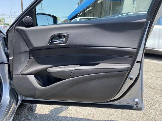 2018 Acura ILX Base