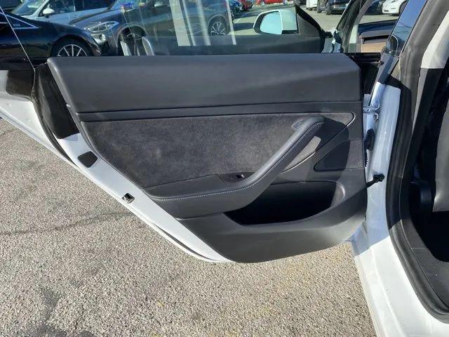 2021 Tesla Model 3 Standard Range Plus Rear-Wheel Drive