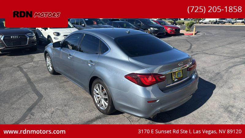 2018 INFINITI Q70 3.7 LUXE