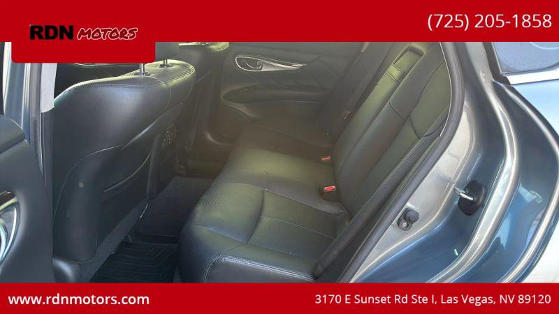 2018 INFINITI Q70 3.7 LUXE