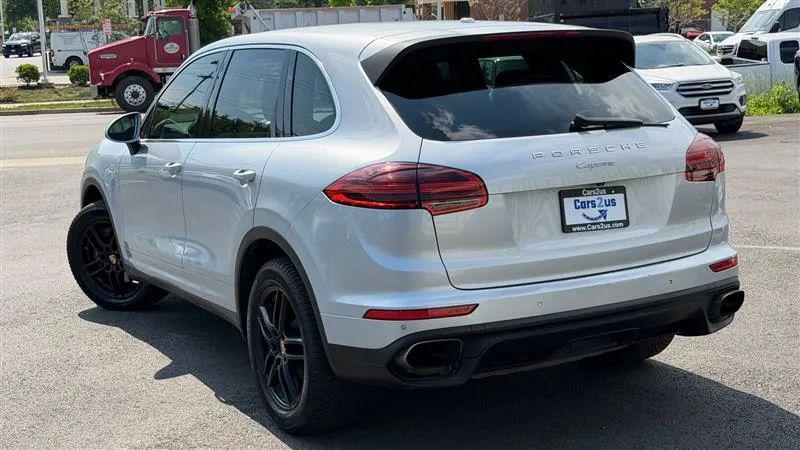 2016 Porsche Cayenne Base