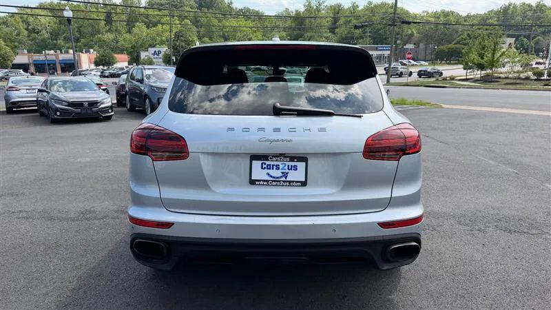 2016 Porsche Cayenne Base