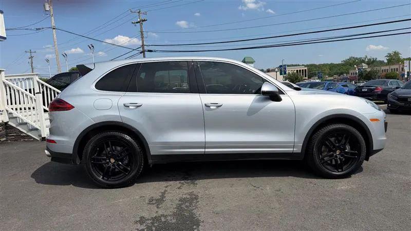 2016 Porsche Cayenne Base