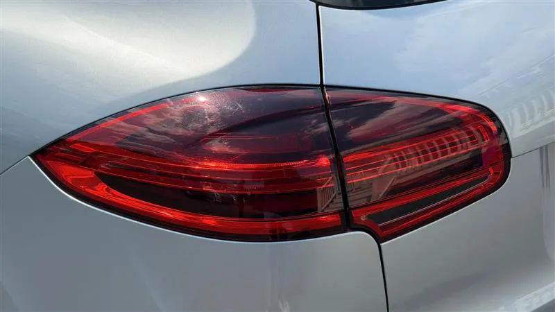 2016 Porsche Cayenne Base