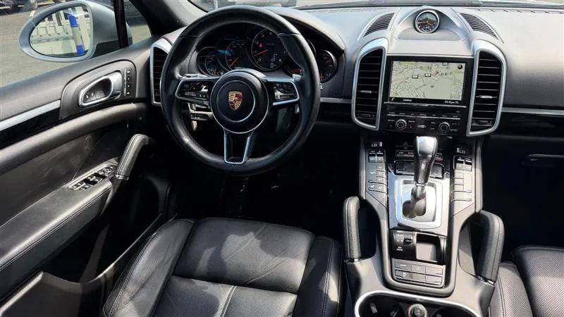 2016 Porsche Cayenne Base