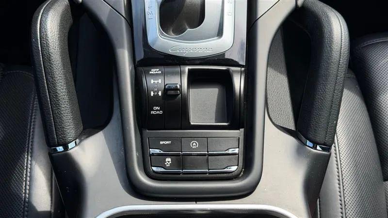 2016 Porsche Cayenne Base