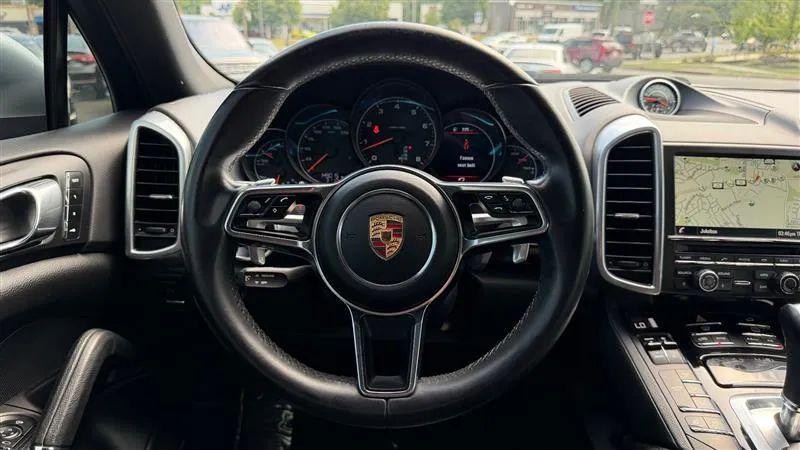 2016 Porsche Cayenne Base