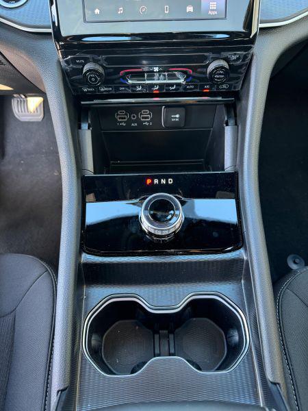 2025 Jeep Grand Cherokee L Laredo X 4x2
