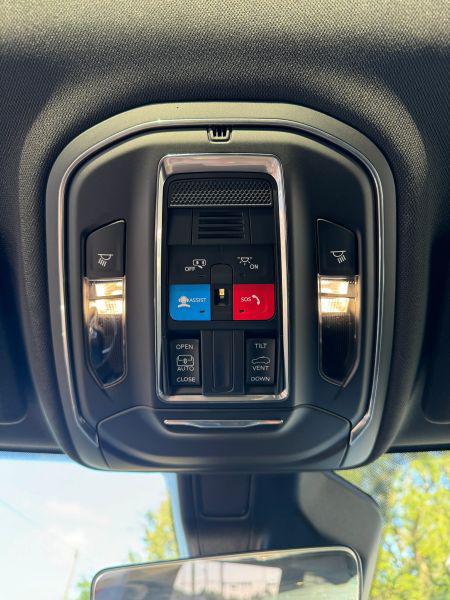 2025 Jeep Grand Cherokee L Laredo X 4x2