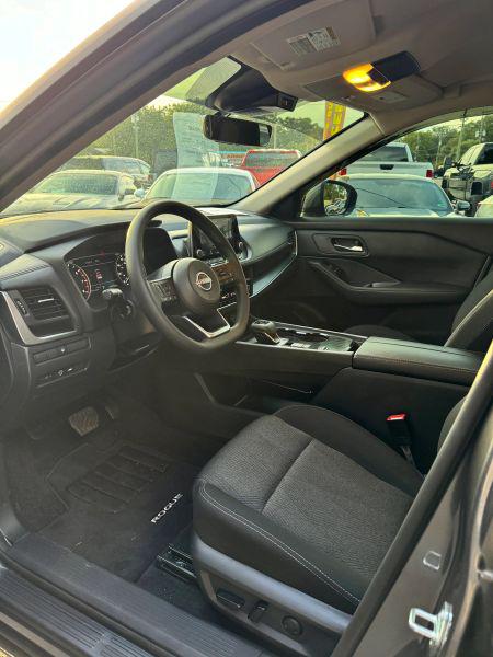 2024 Nissan Rogue SV FWD