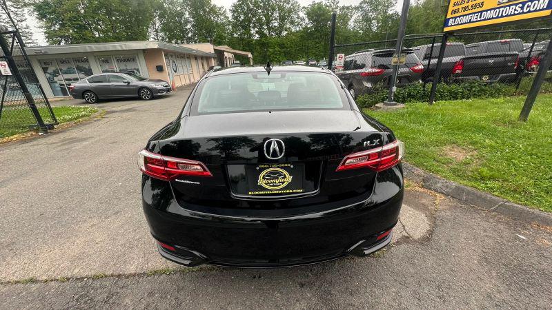 2018 Acura ILX Base