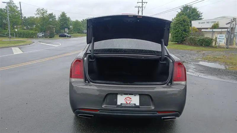 2018 Chrysler 300 300S AWD